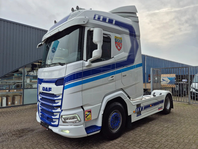 DAF XG 530/ (1) 2022/ Retarder/ LED/ Park Airco/ Navi/ Full option - Tracteur routier: photos 5 DAF XG 530/ (1) 2022/ Retarder/ LED/ Park Airco/ Navi/ Full option - Tracteur routier: photos 5