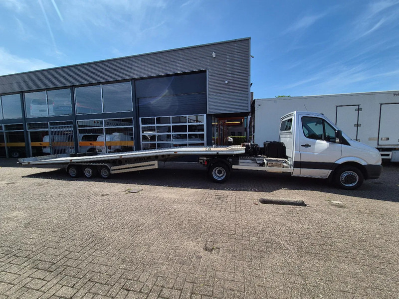 Volkswagen Crafter 2.0TDI BE Combi/ Autotransporter 10m mit Knicksystem/ Winch - Véhicule utilitaire: photos 2 Volkswagen Crafter 2.0TDI BE Combi/ Autotransporter 10m mit Knicksystem/ Winch - Véhicule utilitaire: photos 2