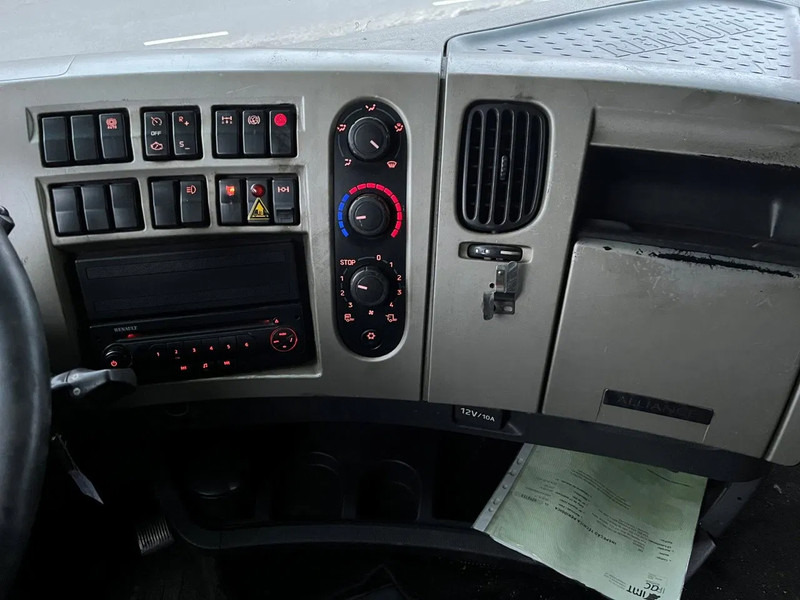 Tracteur routier Renault Premium 460 AUTOMATIC RETARDER 2012: photos 19