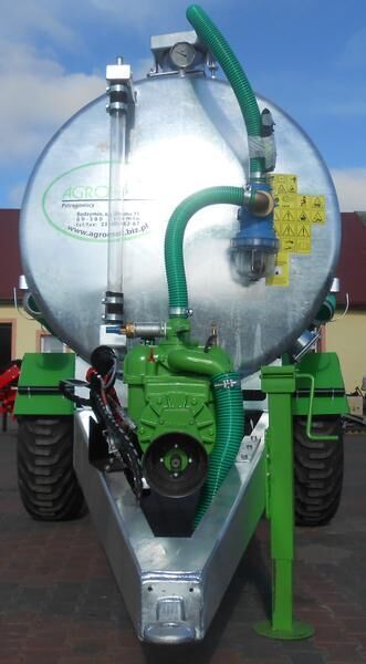 AGRO-MAX Beczkowóz 5000 / Cisterna de agua de 5. - Tonne à lisier: photos 5 AGRO-MAX Beczkowóz 5000 / Cisterna de agua de 5. - Tonne à lisier: photos 5