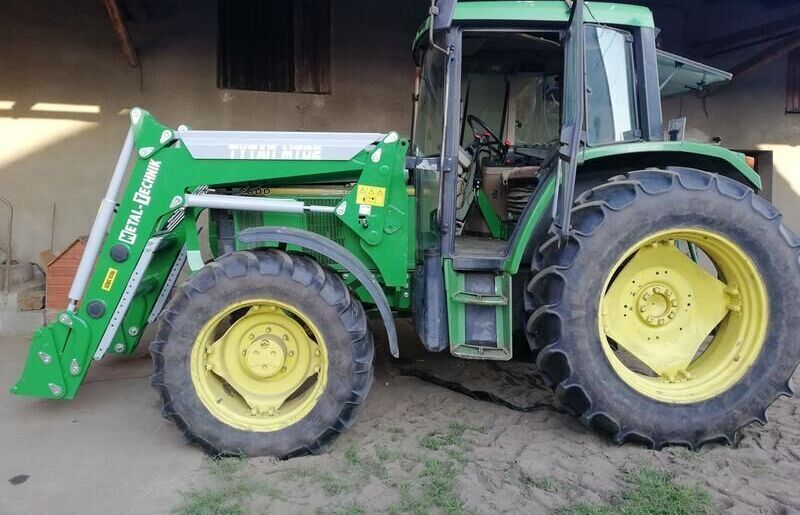 Metal-Technik Frontlader für John Deere 6430 / Ładowacz czołowy do John Deere - Chargeur frontal pour tracteur pour Tracteur agricole: photos 1 Metal-Technik Frontlader für John Deere 6430 / Ładowacz czołowy do John Deere - Chargeur frontal pour tracteur pour Tracteur agricole: photos 1