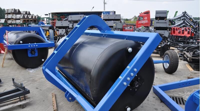 Metal-Technik Wał 2.7 m łąkowo-polowy - Rouleau agricole: photos 5 Metal-Technik Wał 2.7 m łąkowo-polowy - Rouleau agricole: photos 5