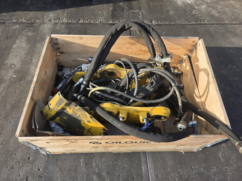 Liebherr likufix sw33 likufix sw 33 schnelwechsler - Attache rapide pour Engins de chantier: photos 1 Liebherr likufix sw33 likufix sw 33 schnelwechsler - Attache rapide pour Engins de chantier: photos 1