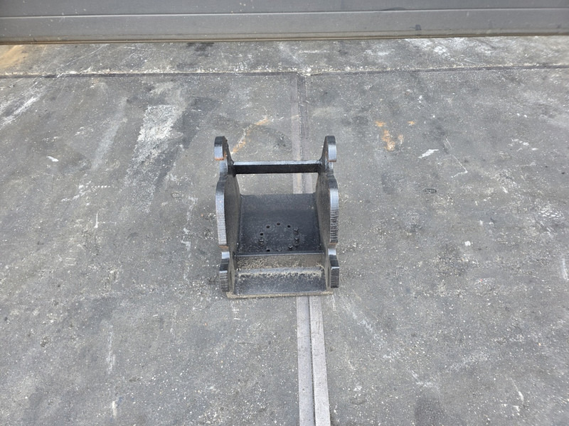 Kopplaat cw10 adaptor plate cw10 - Attache rapide pour Engins de chantier: photos 1 Kopplaat cw10 adaptor plate cw10 - Attache rapide pour Engins de chantier: photos 1
