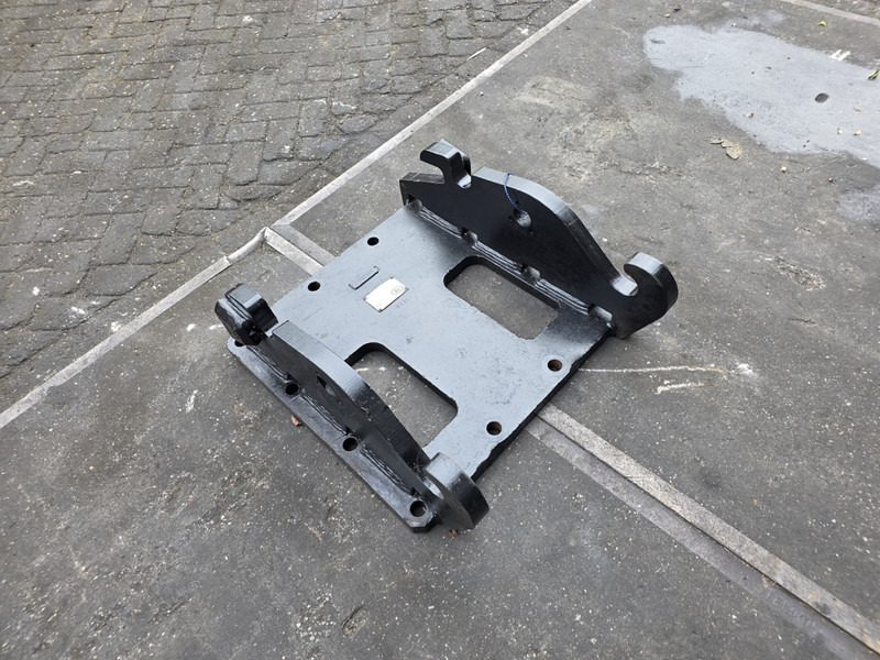 Kopplaat npk cw40 cw30 adapter plate verachtert cw40 - Attache rapide pour Engins de chantier: photos 4 Kopplaat npk cw40 cw30 adapter plate verachtert cw40 - Attache rapide pour Engins de chantier: photos 4