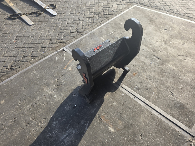 Verloop cw 30 cw 10 verachtert verloopplaat verachtert cw 10 cw 30 - Attache rapide pour Engins de chantier: photos 3 Verloop cw 30 cw 10 verachtert verloopplaat verachtert cw 10 cw 30 - Attache rapide pour Engins de chantier: photos 3