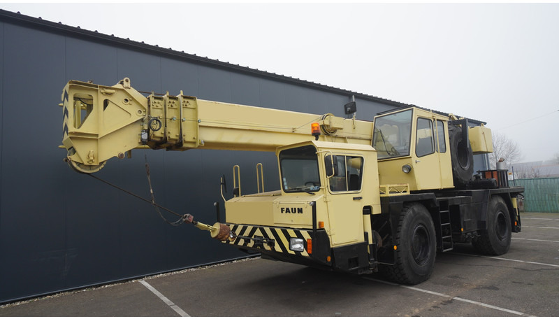 Faun RTF 30 4X4 MOBILE CRANE - Camion grue: photos 4 Faun RTF 30 4X4 MOBILE CRANE - Camion grue: photos 4