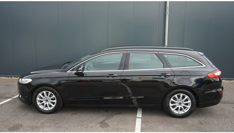 Ford Mondeo 1.5 TDCi Trend Lease Edition - Minibus, Transport de personnes: photos 1 Ford Mondeo 1.5 TDCi Trend Lease Edition - Minibus, Transport de personnes: photos 1