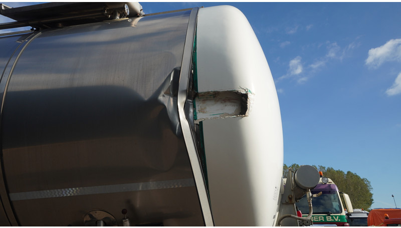 Indox 3 AXLE ADR CHEMICAL AD-BLUE TANK TRAILER 35.115LTR - Semi-remorque citerne: photos 4 Indox 3 AXLE ADR CHEMICAL AD-BLUE TANK TRAILER 35.115LTR - Semi-remorque citerne: photos 4