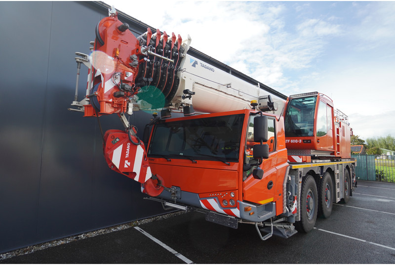 Tadano-Faun ATF60G-3 6X6X6 WITH JIB - Camion grue: photos 2 Tadano-Faun ATF60G-3 6X6X6 WITH JIB - Camion grue: photos 2