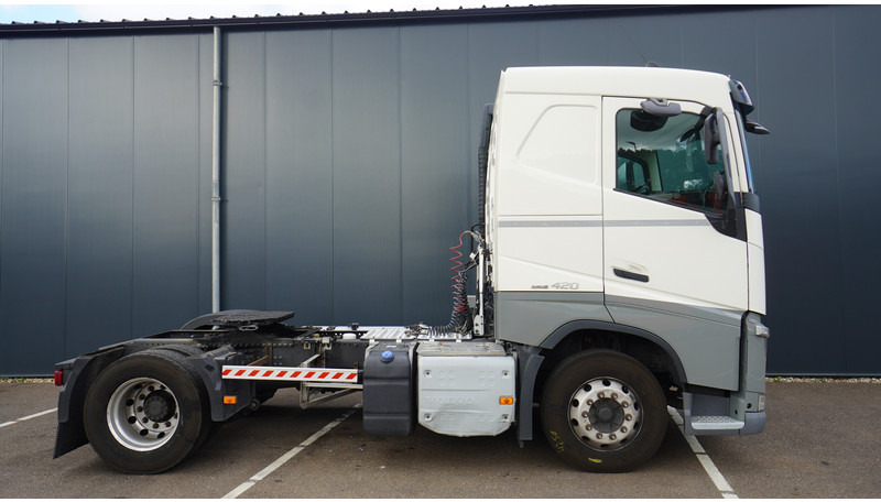 Volvo FH 420 ADR EURO 6 756.000KM - Tracteur routier: photos 2 Volvo FH 420 ADR EURO 6 756.000KM - Tracteur routier: photos 2