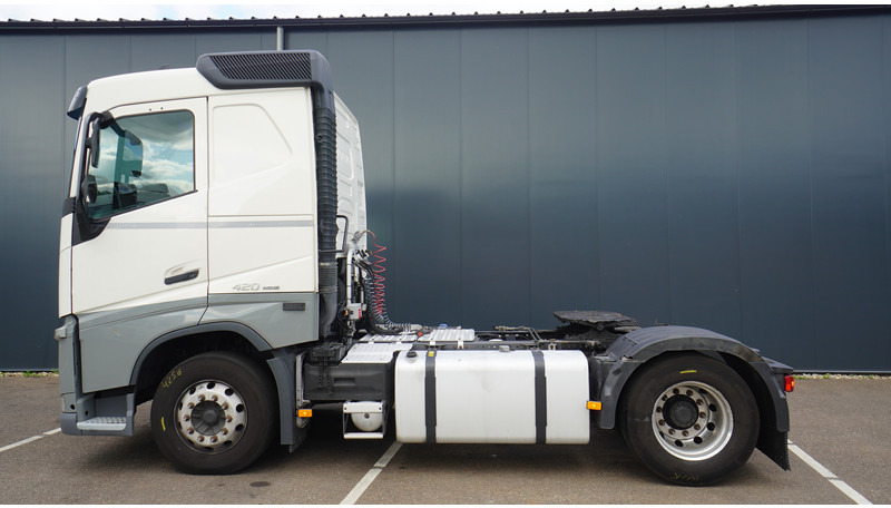 Volvo FH 420 ADR EURO 6 756.000KM - Tracteur routier: photos 1 Volvo FH 420 ADR EURO 6 756.000KM - Tracteur routier: photos 1
