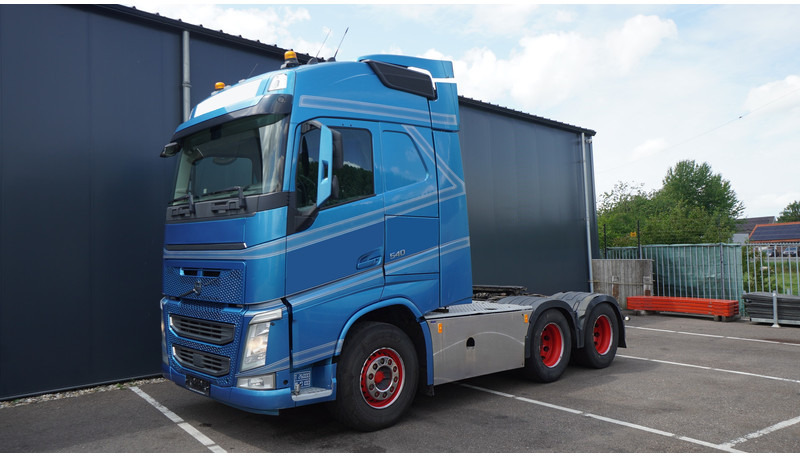 Volvo FH 540 6X4 EURO 6 GLOBETROTTER - Tracteur routier: photos 3 Volvo FH 540 6X4 EURO 6 GLOBETROTTER - Tracteur routier: photos 3