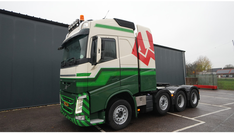 Volvo FH 540 8X4 130T GLOBETROTTER - Tracteur routier: photos 3 Volvo FH 540 8X4 130T GLOBETROTTER - Tracteur routier: photos 3