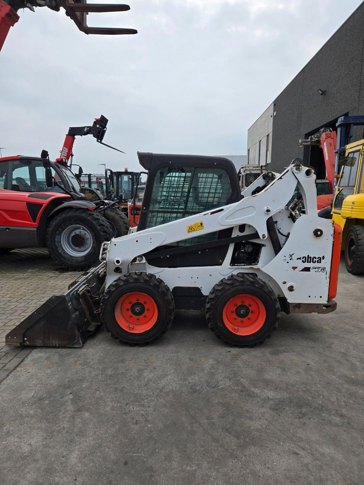 Bobcat S570 - Chargeuse sur pneus: photos 4 Bobcat S570 - Chargeuse sur pneus: photos 4