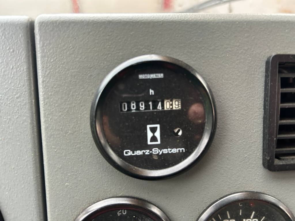 Grove GMK 4080-1 - Grue tout-terrain: photos 5 Grove GMK 4080-1 - Grue tout-terrain: photos 5