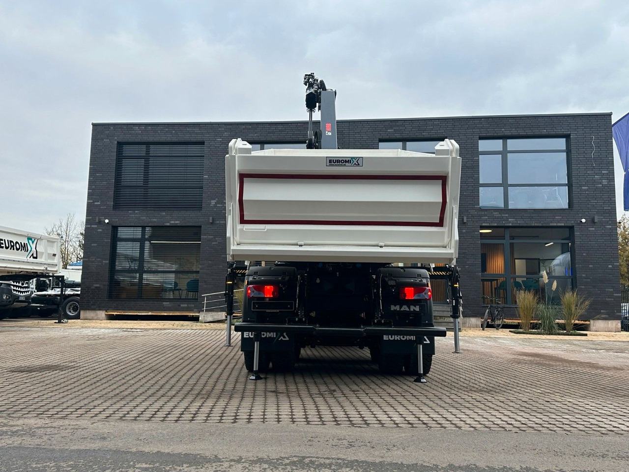 Camion benne, Camion grue MAN TGS 33.440 6x6 /3-Seiten- Kipper / Kran HIAB 302: photos 13