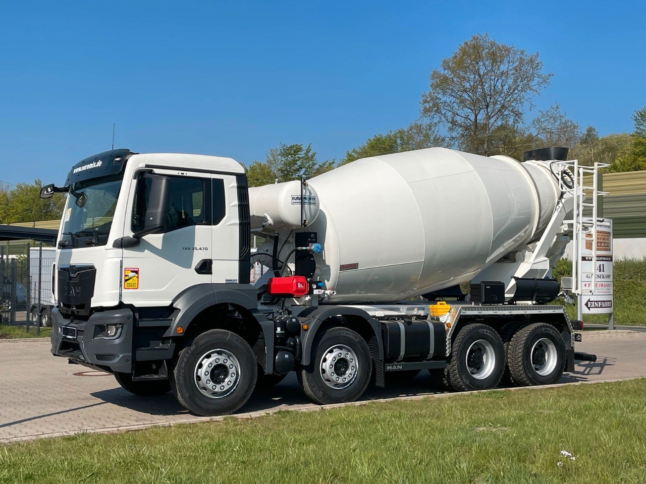 MAN TGS 35.470 8x4 EuromixMTP EM 10 L 10xVORHANDEN - Camion malaxeur: photos 2 MAN TGS 35.470 8x4 EuromixMTP EM 10 L 10xVORHANDEN - Camion malaxeur: photos 2