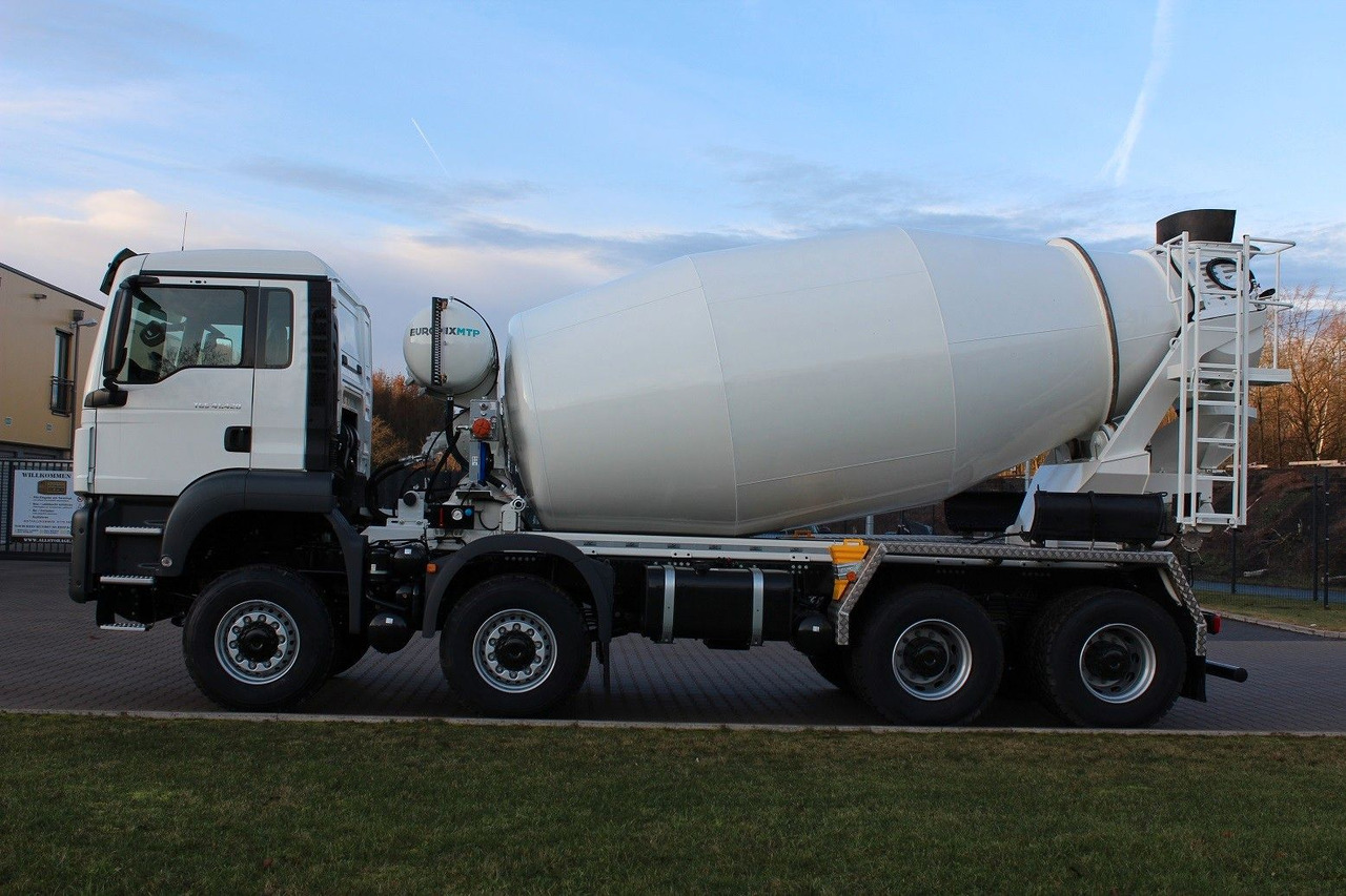 MAN TGS 37.480 8x8 EuromixMTP EM 10 L MAN TGS 37.480 8x8 EuromixMTP EM 10 L - Camion malaxeur: photos 1 MAN TGS 37.480 8x8 EuromixMTP EM 10 L MAN TGS 37.480 8x8 EuromixMTP EM 10 L - Camion malaxeur: photos 1