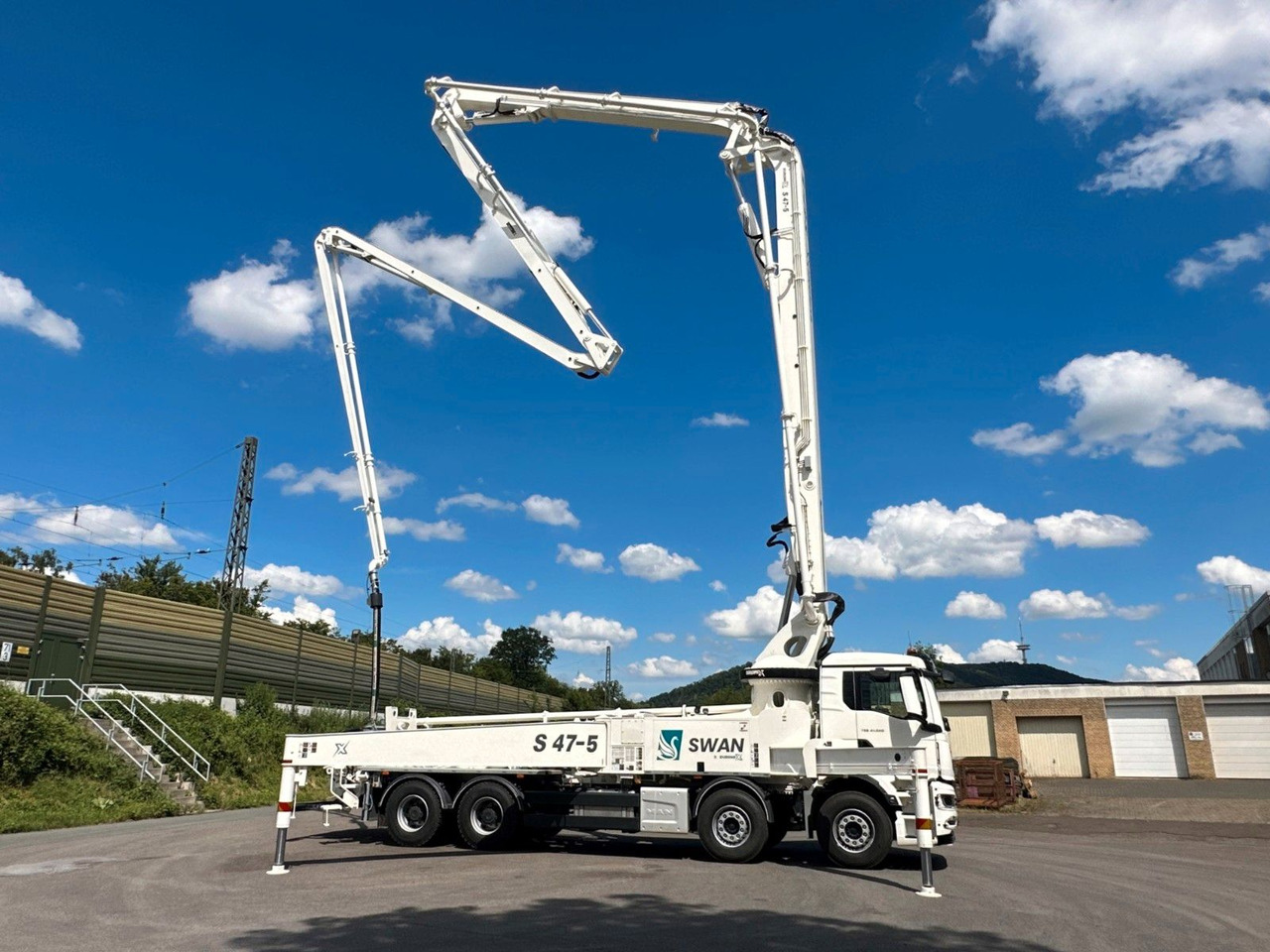 Camion malaxeur MAN TGS 41.520 8x4 SWAN TSP 47-5 160RZ    ( 47m ): photos 25