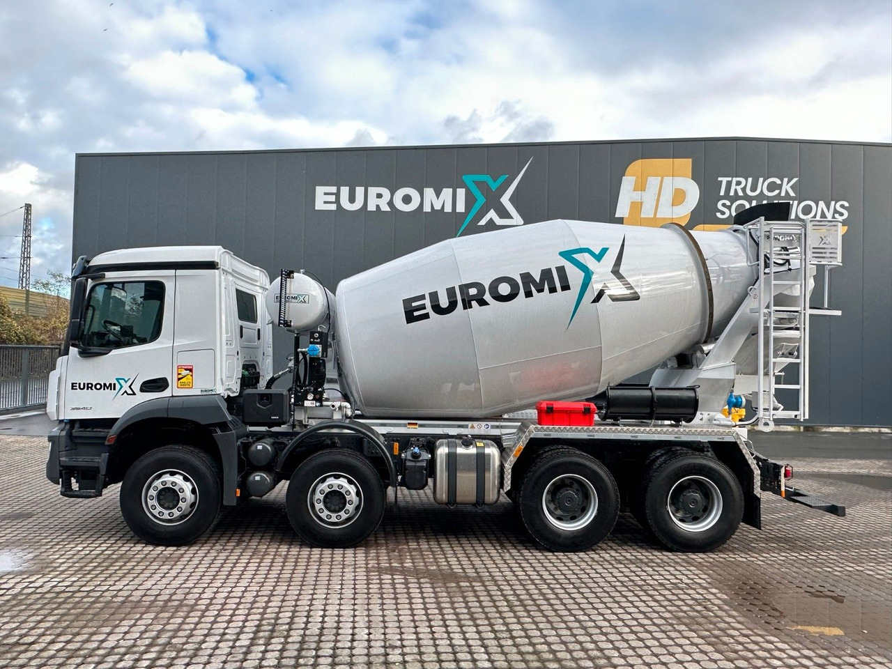 Mercedes-Benz Arocs 5 3540 8x4 EURO 6e EuromixMTP EM 9 L - Camion malaxeur: photos 3 Mercedes-Benz Arocs 5 3540 8x4 EURO 6e EuromixMTP EM 9 L - Camion malaxeur: photos 3