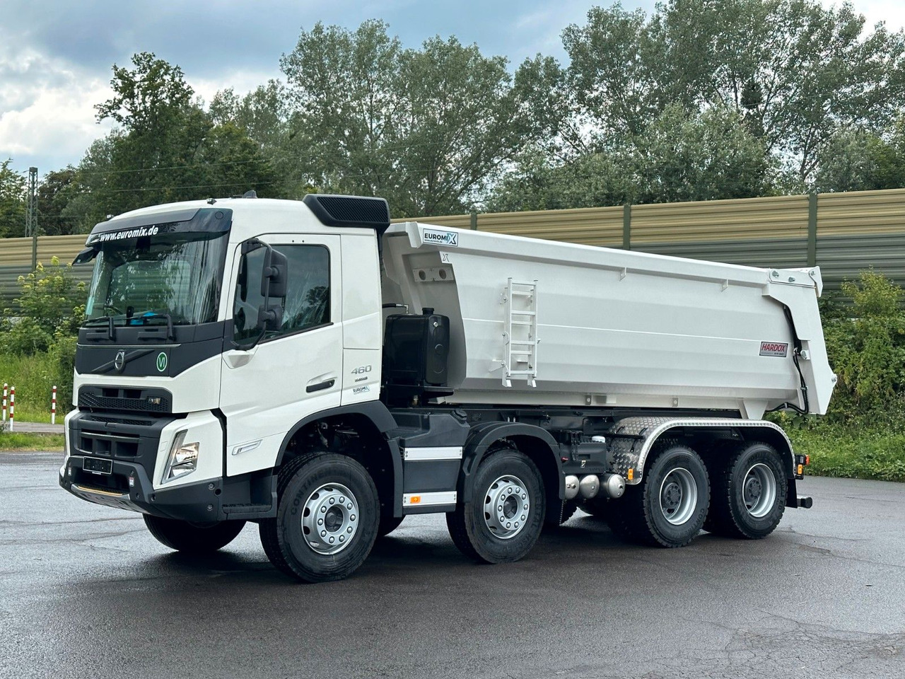 Volvo FMX 460 8x4 EuromixMTP EMK 20m³ Mulden Kipper - Camion benne: photos 2 Volvo FMX 460 8x4 EuromixMTP EMK 20m³ Mulden Kipper - Camion benne: photos 2