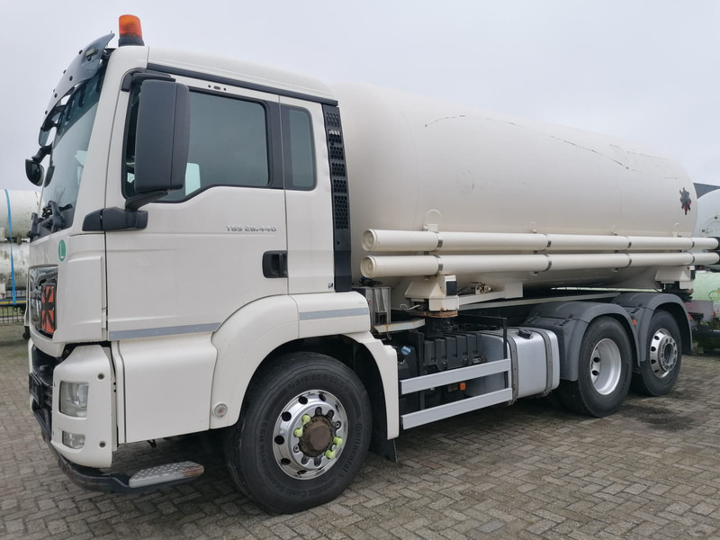 MAN TGS L.2007.46.003 6x2 -19512 L Gas tank truck -Gas, Gaz, LPG, GPL, Propane, Butane tank, Gastank ID 2.164 GOFA, massmeter, body swap - Camion citerne: photos 1 MAN TGS L.2007.46.003 6x2 -19512 L Gas tank truck -Gas, Gaz, LPG, GPL, Propane, Butane tank, Gastank ID 2.164 GOFA, massmeter, body swap - Camion citerne: photos 1