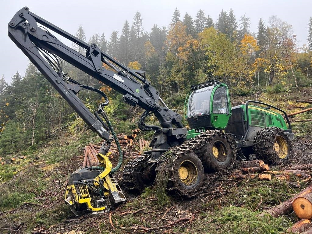 John Deere 1270 E - Abatteuse: photos 1 John Deere 1270 E - Abatteuse: photos 1