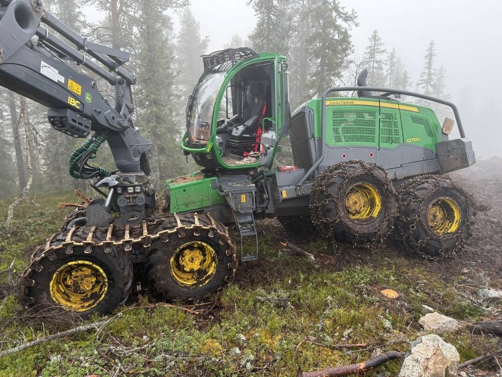 John Deere 1270 G - Abatteuse: photos 3 John Deere 1270 G - Abatteuse: photos 3