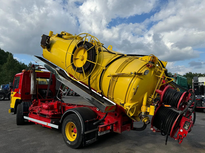 Volvo FL 10.320 4x2, Tipper 12m3 Sludge & Flushing Truck, with remote control, YM: 1990 - Camion hydrocureur: photos 4 Volvo FL 10.320 4x2, Tipper 12m3 Sludge & Flushing Truck, with remote control, YM: 1990 - Camion hydrocureur: photos 4