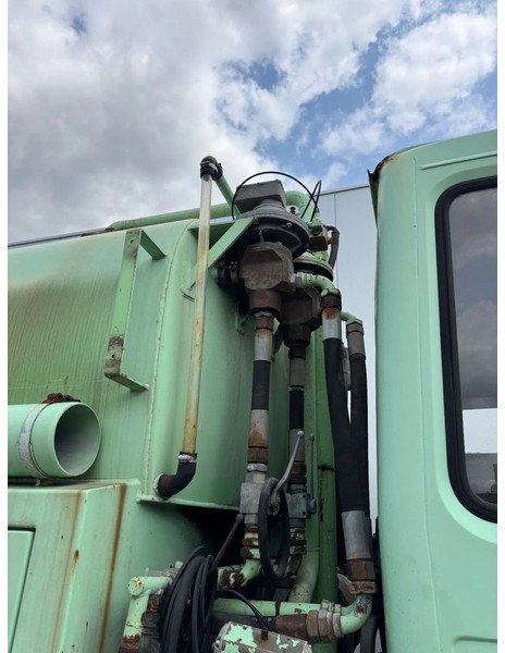 Camion hydrocureur MAN F8 **32.291 8x4-6Cyl-BELGIAN TRUCK-BIG AXXLES**: photos 6