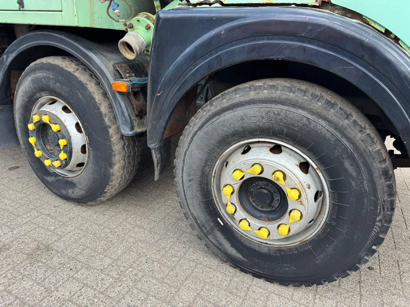 MAN F8 **32.291 8x4-6Cyl-BELGIAN TRUCK-BIG AXXLES** - Camion hydrocureur: photos 4 MAN F8 **32.291 8x4-6Cyl-BELGIAN TRUCK-BIG AXXLES** - Camion hydrocureur: photos 4
