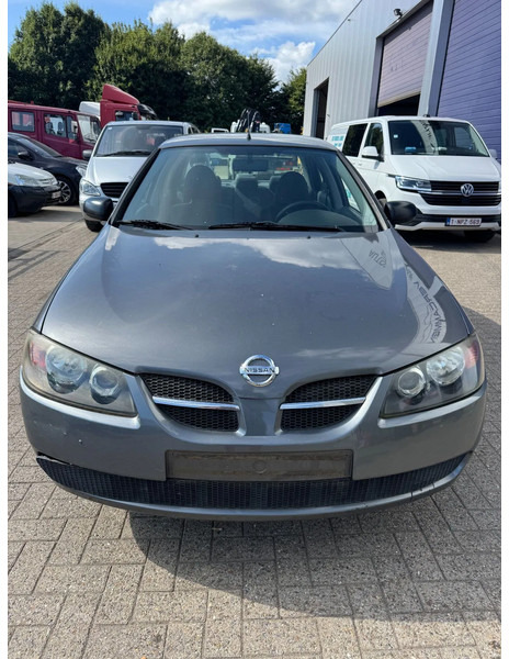 Nissan Almera **BELGIAN CAR-VOITURE BELGE** - Berline: photos 2 Nissan Almera **BELGIAN CAR-VOITURE BELGE** - Berline: photos 2