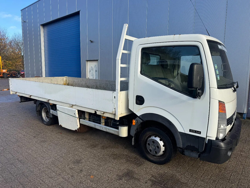 Nissan CABSTAR **EURO 5B-BELGIAN ORIGINE-ONLY 95000KM** - Camion plateau: photos 3 Nissan CABSTAR **EURO 5B-BELGIAN ORIGINE-ONLY 95000KM** - Camion plateau: photos 3