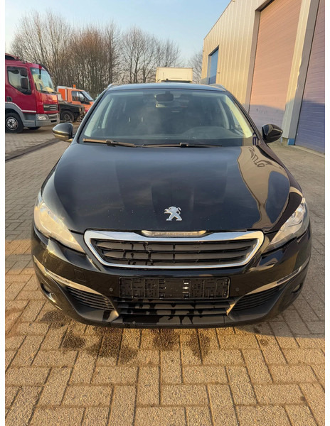 Peugeot 308 **EURO 6-88KW** - Voiture: photos 3 Peugeot 308 **EURO 6-88KW** - Voiture: photos 3