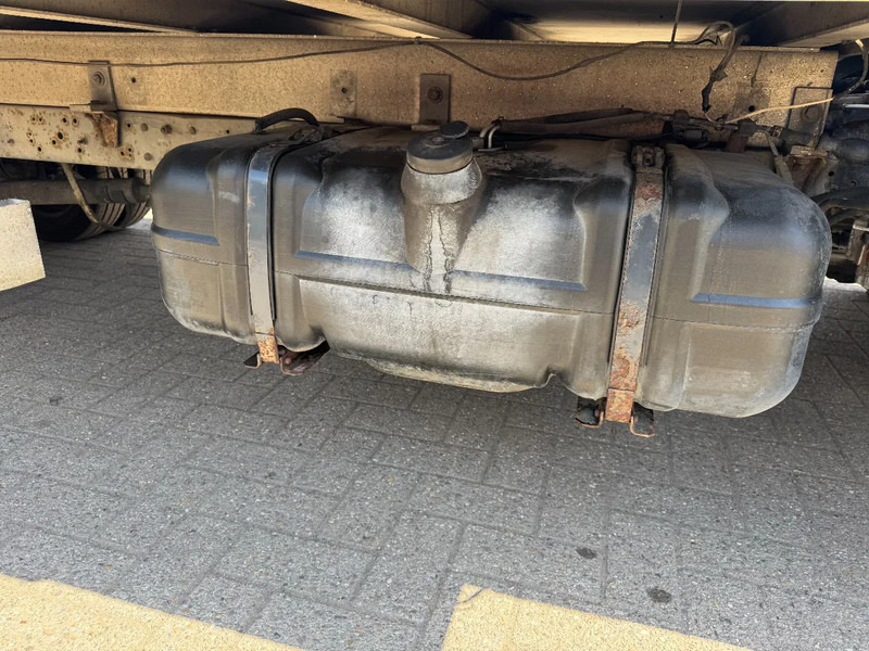 Renault Maxity 130 - Fourgon grand volume: photos 4 Renault Maxity 130 - Fourgon grand volume: photos 4