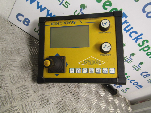 ECON GRITTER ‘SPARGO’ IN CAB CONTROL UNIT - Système électrique pour Véhicule de voirie/ Spécial: photos 1 ECON GRITTER ‘SPARGO’ IN CAB CONTROL UNIT - Système électrique pour Véhicule de voirie/ Spécial: photos 1