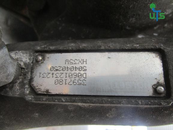 IVECO 180E24 ‘TECTOR’ TURBO TYPE ‘HOLSET’ HX35W - Turbocompresseur pour Camion: photos 4 IVECO 180E24 ‘TECTOR’ TURBO TYPE ‘HOLSET’ HX35W - Turbocompresseur pour Camion: photos 4