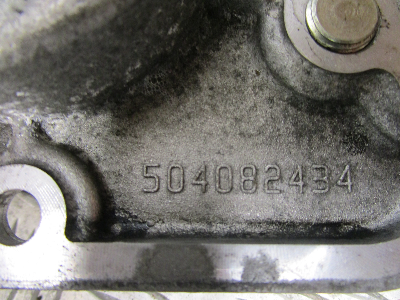 IVECO DAILY 3.0 FRONT TIMING COVER P/NO 504082434 - Moteur et pièces pour Camion: photos 2 IVECO DAILY 3.0 FRONT TIMING COVER P/NO 504082434 - Moteur et pièces pour Camion: photos 2