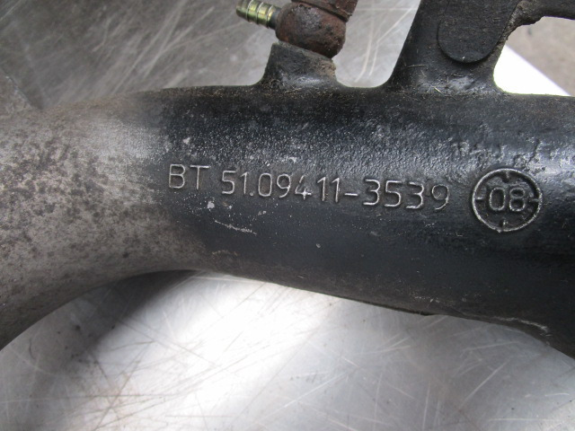 MAN TGL DO834 LFL54 INLET MANIFOLD P/NO 51-08201-3590 - Moteur et pièces pour Camion: photos 3 MAN TGL DO834 LFL54 INLET MANIFOLD P/NO 51-08201-3590 - Moteur et pièces pour Camion: photos 3