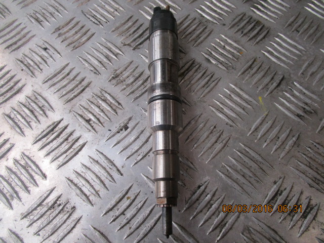 MAN TGM DO836 INJECTORS (6) 0445120148 - Système de carburant pour Camion: photos 2 MAN TGM DO836 INJECTORS (6) 0445120148 - Système de carburant pour Camion: photos 2