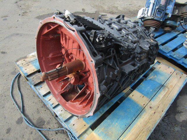 MAN TGS ASTONIC ZF 12 AS 2130 TD GEARBOX (REFURBISHED) - Boîte de vitesse pour Camion: photos 2 MAN TGS ASTONIC ZF 12 AS 2130 TD GEARBOX (REFURBISHED) - Boîte de vitesse pour Camion: photos 2