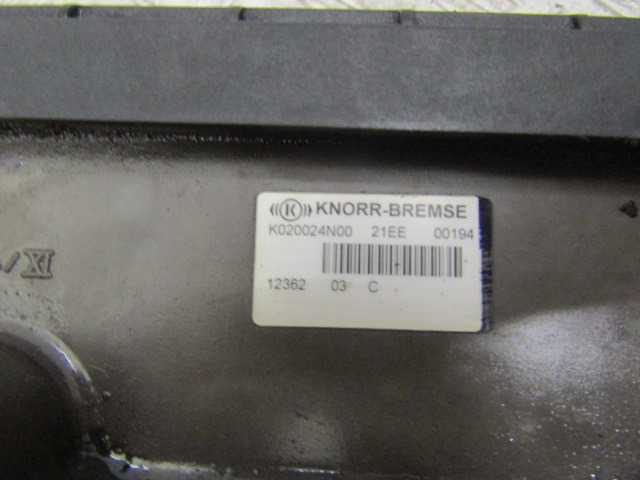 MAN TGS/TGX EBS MODULATOR P/NO 81.52106.6042 / K020024N00 - Pièces de frein pour Camion: photos 2 MAN TGS/TGX EBS MODULATOR P/NO 81.52106.6042 / K020024N00 - Pièces de frein pour Camion: photos 2