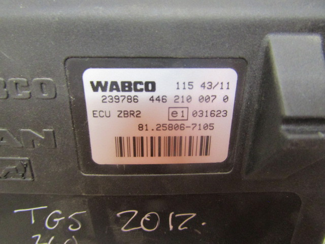 MAN TGS ZBR2 ECU WABCO P/NO 446 210 0070 MAN P/NO 81.25806.7105 - Bloc de gestion pour Camion: photos 2 MAN TGS ZBR2 ECU WABCO P/NO 446 210 0070 MAN P/NO 81.25806.7105 - Bloc de gestion pour Camion: photos 2