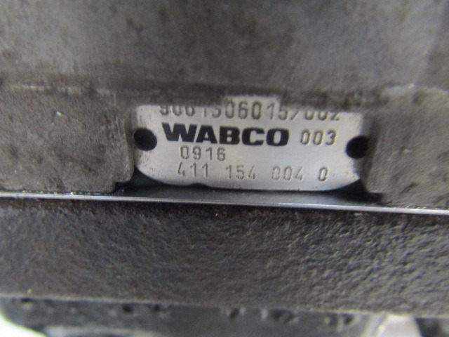 MERCEDES 1829 OM906 EURO 5 WABCO COMPRESSOR 4111540040 - Moteur et pièces pour Camion: photos 3 MERCEDES 1829 OM906 EURO 5 WABCO COMPRESSOR 4111540040 - Moteur et pièces pour Camion: photos 3