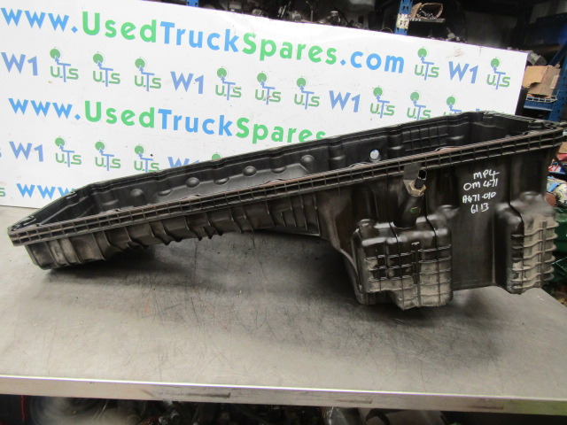 MERCEDES ACTROS MP4 OM471-6 ENGINE OIL SUMP P/NO A4710106113 - Moteur et pièces pour Camion: photos 1 MERCEDES ACTROS MP4 OM471-6 ENGINE OIL SUMP P/NO A4710106113 - Moteur et pièces pour Camion: photos 1