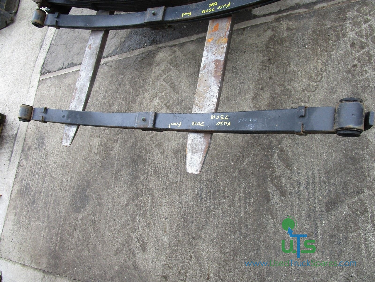 MITSUBISHI CANTER 75C FRONT SPRING - Suspension pour Camion: photos 1 MITSUBISHI CANTER 75C FRONT SPRING - Suspension pour Camion: photos 1