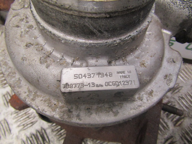 MITSUBISHI FUSO 4P10 TURBO P/NO 504371348 - Turbocompresseur pour Camion: photos 2 MITSUBISHI FUSO 4P10 TURBO P/NO 504371348 - Turbocompresseur pour Camion: photos 2