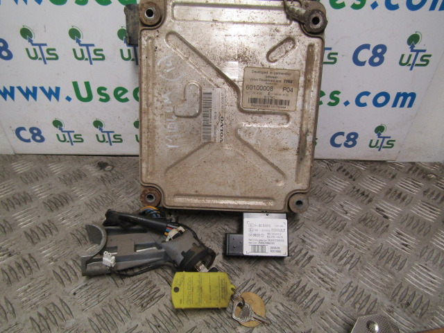 RENAULT MIDLUM DXI ENGINE ECU KIT 180 DXI P/NO 60100008 PO4 COMPLETE KIT INCLUDING IMOBILISER AND KEY - Bloc de gestion pour Camion: photos 1 RENAULT MIDLUM DXI ENGINE ECU KIT 180 DXI P/NO 60100008 PO4 COMPLETE KIT INCLUDING IMOBILISER AND KEY - Bloc de gestion pour Camion: photos 1