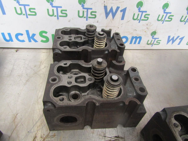 RENAULT PREMIUM 400 CYLINDER HEADS – 6 AVAILABLE - Moteur et pièces pour Camion: photos 3 RENAULT PREMIUM 400 CYLINDER HEADS – 6 AVAILABLE - Moteur et pièces pour Camion: photos 3